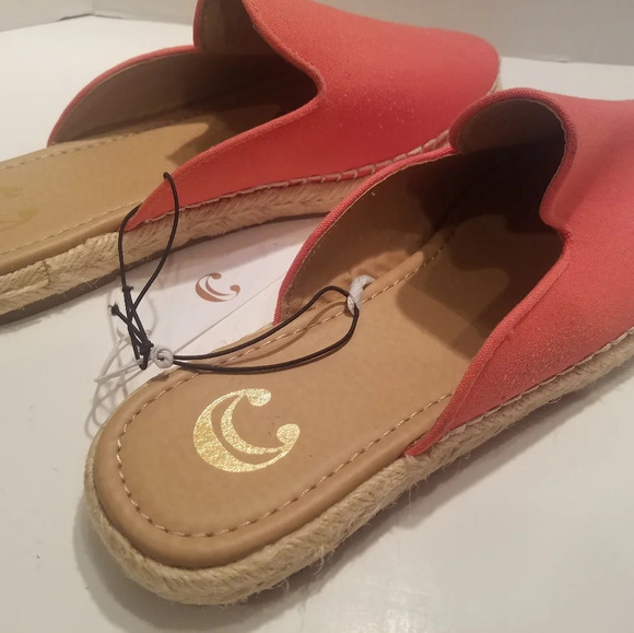 NWT Charlie coral medium  SZ.9 women's Espadrille sandals - Picture 2 of 7